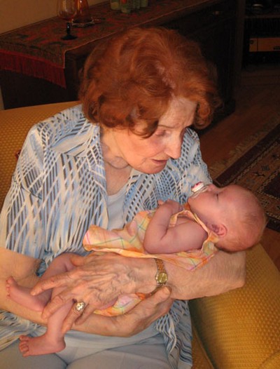 Emily & gammelfarmor. 31 Maj 2009